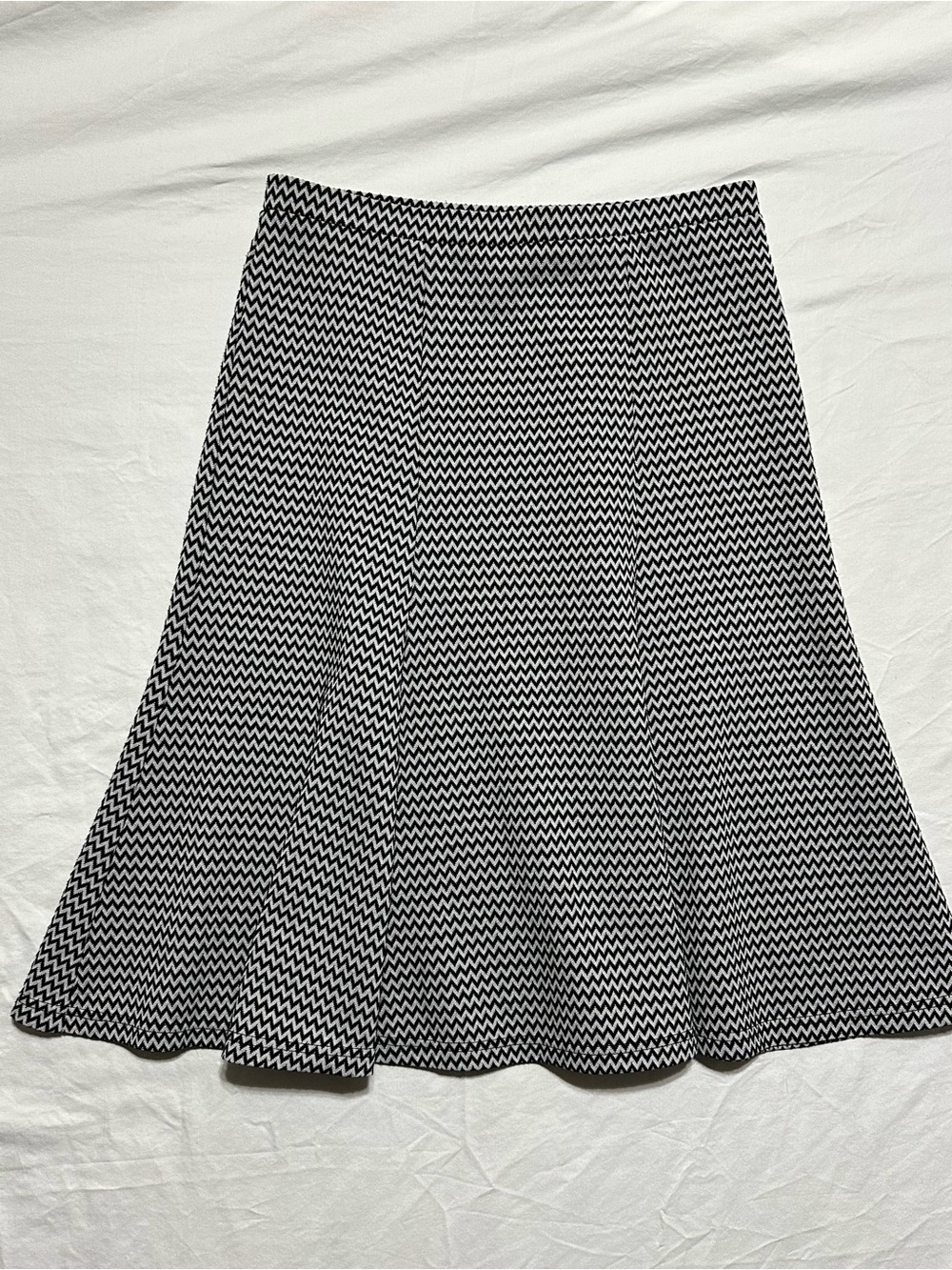 Zac & Rachel Black and White Chevron Flared A-Line Skirt